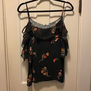 Black flowy top Maurice’s size M